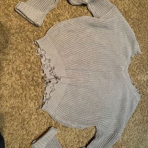 Jessica Simpson sweater